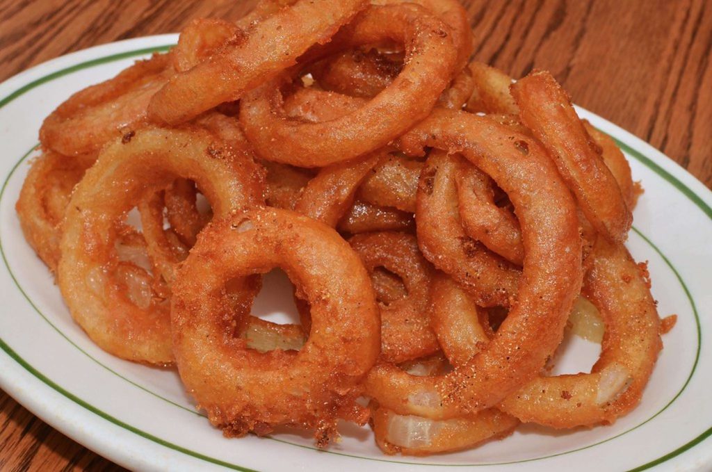 Can Dogs Enjoy Onion Rings